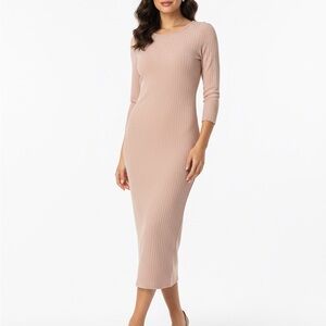 Chic Long Sleeve Ribbed Dress in Soft Pink